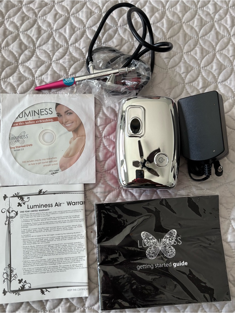 Luminess Airbrush Kit – Chrome Compressor with Pink-Tipped Airbrush